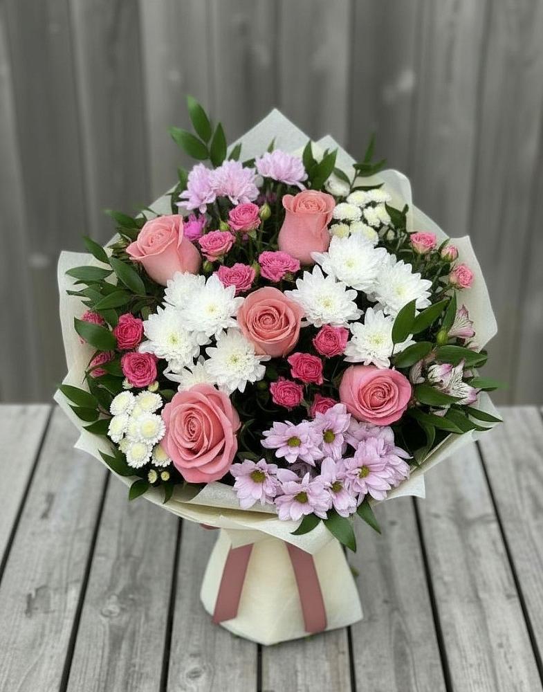 Букет цветов из: Альстромерии, Гвоздики, Розы и Хризантемы в городе Учалы
