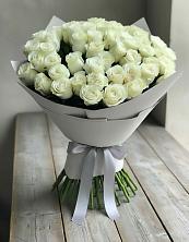 35 Белых роз