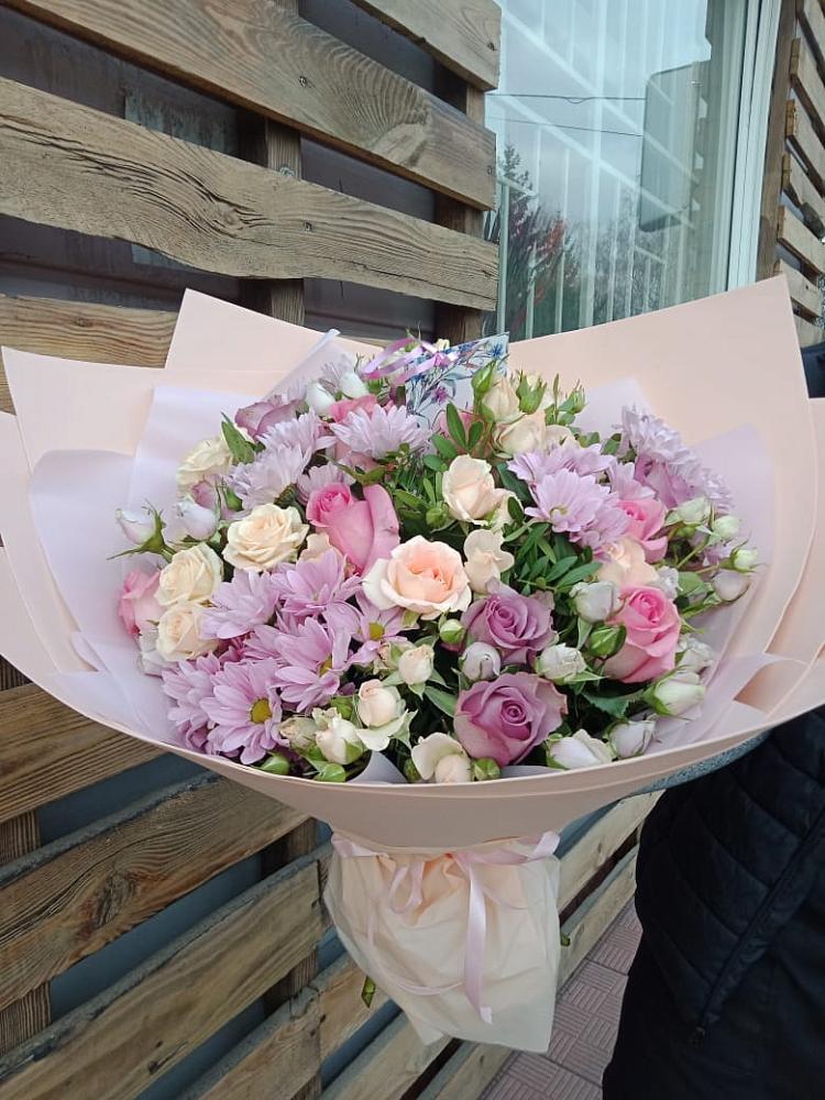 Букет цветов из: Розы и Хризантемы в городе Учалы