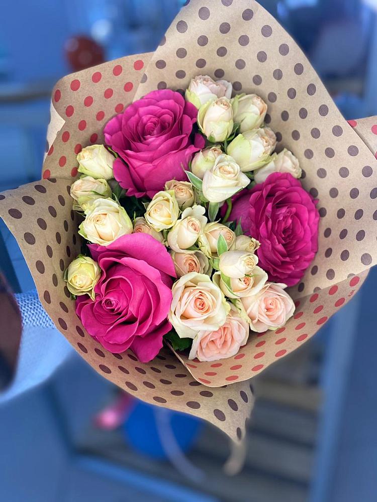 Букет цветов из: Розы в городе Учалы