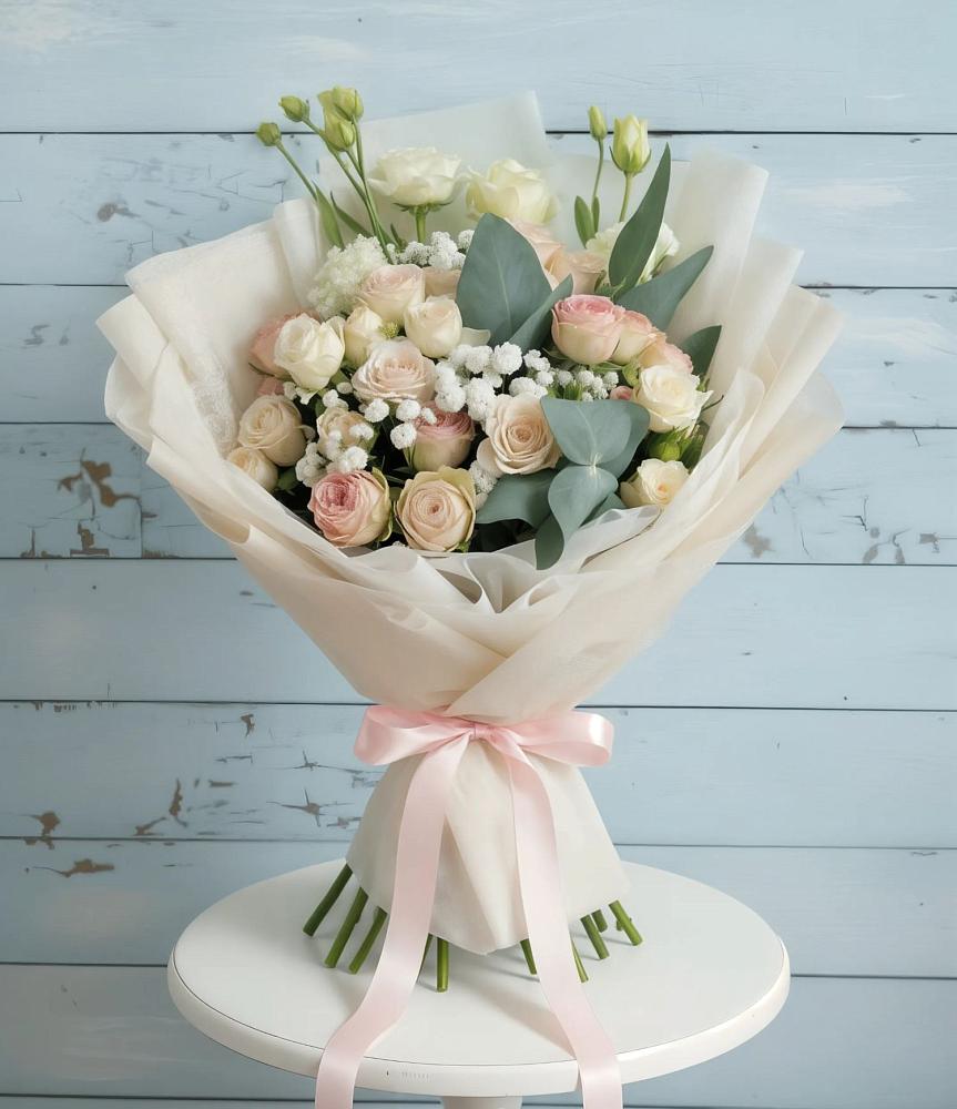 Букет цветов из: Розы и Лизиантусы в городе Учалы