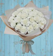 Букет цветов из:  Гвоздики в городе Учалы